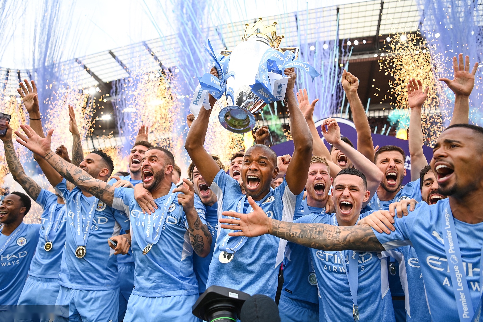 曼联直到2 曼联直到2