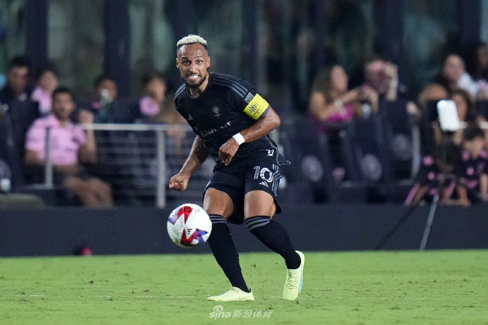 用国家队集 用国家队集